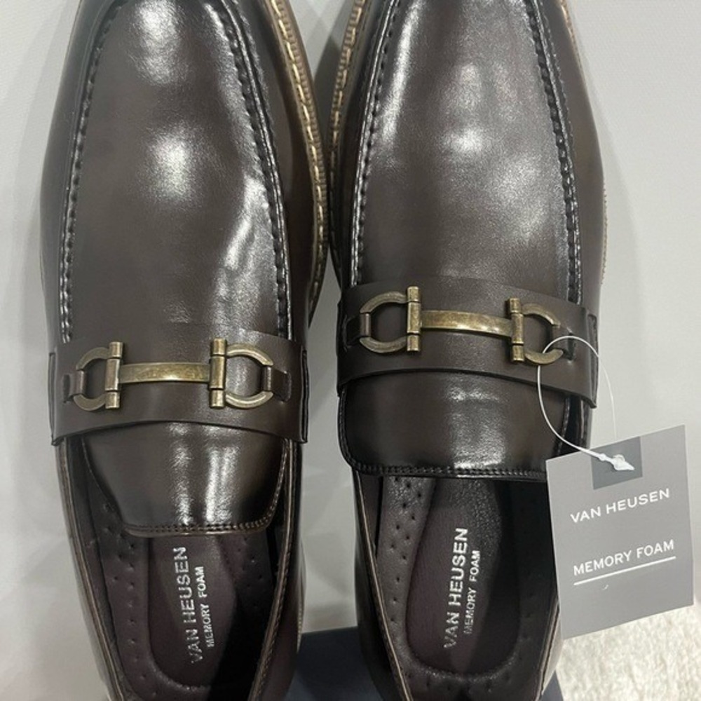 Van Heusen Grayson Men's Loafers Size 10 M Dark Brown Memory Foam New in Box